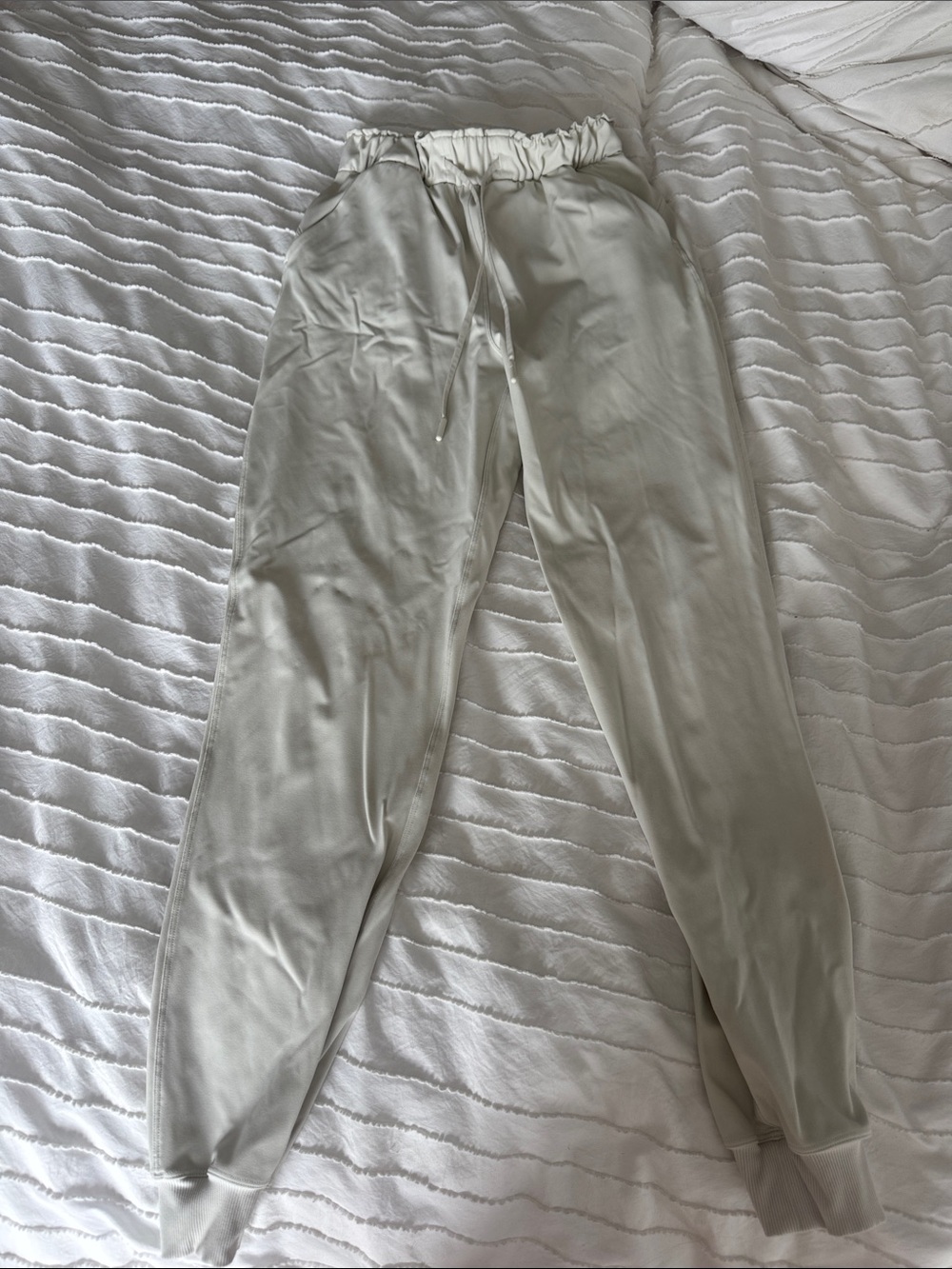 Lululemon Women’s Drawstring Jogger Pants - ivory